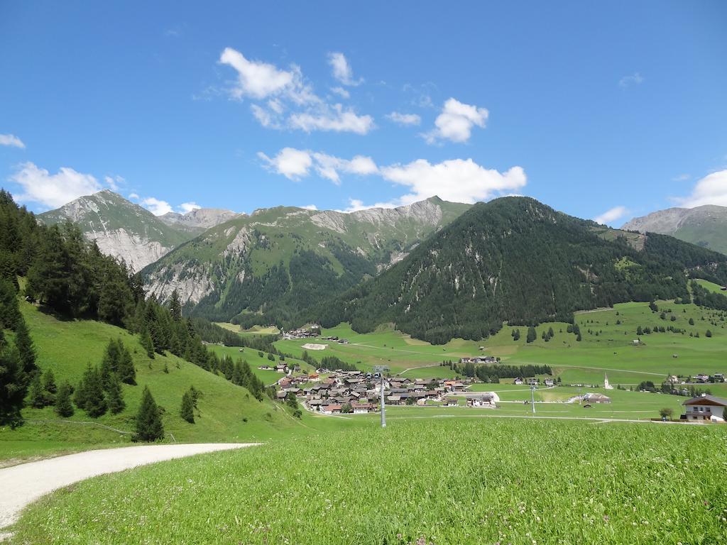 Ferienhaus Meins Kals-am Großglockner الغرفة الصورة